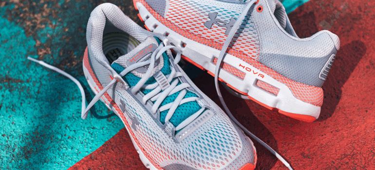 Under Armour confirma su caída: cierra 2024 con un retroceso del 9% en ventas